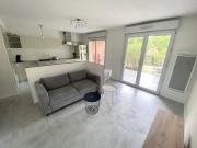 COTE PAVEE/ LIMAYRAC, Superbe T2 meublé en rez de jardin...