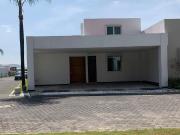 Coto Jade a 2 cuadras de Galerías Santa Anita, 386 M2...