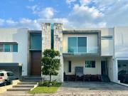 Coto Novaterra casa EN VENTA!