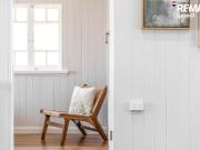 Cottage Style home in Great Location