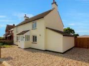 Cotton End Road, Wilstead, 3 Bedroom Detached