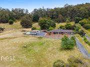 Country escape on doorstep of city