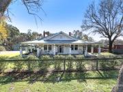 COUNTRY HOMESTEAD WITH EXCEPTIONAL 3 BAY WORKSHOP SHED