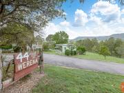 Country Retreat with Stunning Views
