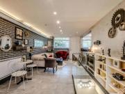 Coup de coeur T2 Bis au style industriel en plein centre...