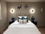 Couple welcome ensuite rooms+Private sink/fridge