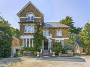 Court Road, Eltham, 6 Bedroom Detached