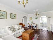 Courtlands, Carisbrooke House, Sheen Road, 2 Bedroom...