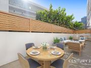 Courtyard | 153sqm | North west Facing