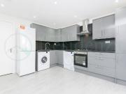 Coverton Road, London SW17, 2 bed flat to rent, £2,100...