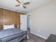 Cowtown home with Dining area. Comfy and cozy