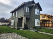 COYHAIQUE, ARRIENDO VIVIENDA DOS PISOS EN ZONA CENTRICA