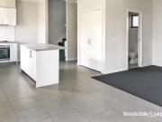 For Rent! 102/1 15 Beddison Road, Craigieburn, VIC 3064