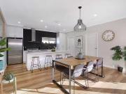 Cozy 1045 Calimo Street, North Albury, NSW 2640