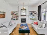 Unique 10 The Crescent, Hove, SA 5048