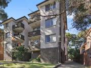 Deal! 11/4 6 Nagle Street, Liverpool, NSW 2170
