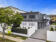 Just in! 1/30 Eliza Street, Clayfield, QLD 4011