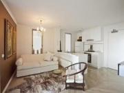 Deal! 141/416a St Kilda Road, Melbourne Apartment for...