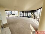Just in! 1604/90 Lorimer Street, DOCKLANDS Apartment for...