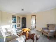 Cheap 1 BA 1 bedroom apartment for rent in Chichester...