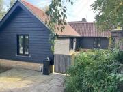 New 1 BA 2 bedroom detached house for rent in 4 Skye...