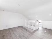 Charming 1 BA 2 bedroom flat for rent in Odessa Road, E7