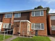 Cheap 1 BA 2 bedroom maisonette for rent in Overton...