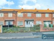 Unique 1 BA 3 bedroom terraced house for rent in Mary...