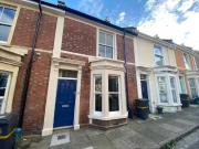 Nice 1 BA 3 bedroom terraced house for rent in...