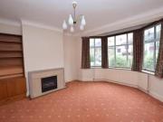 Rental! 1 BA 5 bedroom house for rent in Byron Avenue,...