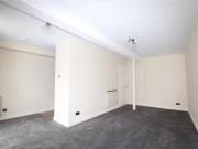 Cozy 1 bedroom apartment for rent in High Street, Sutton...