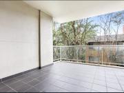 COZY 1 BEDROOM APARTMENT IN HEART OF PARRAMATTA