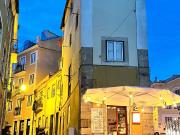 Cozy 1 bedroom apartment in Madragoa/Santos