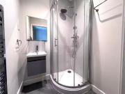 Deal! 1 bedroom house share for rent in 90 Pentland...