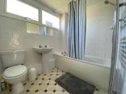 Unique 1 bedroom house share for rent in Bramshaw Road,...