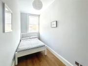 Nice 1 bedroom house share for rent in Willowfield Road,...