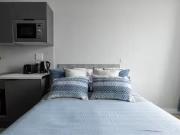 For Rent! 1 BR Boutique – Swansea Premium Studio