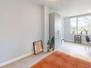 Deal! 1 BR Bronze En Suite Plus