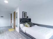 Unique 1 BR Oldway Centre Classic En Suite