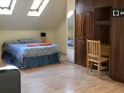 Rental! 1 BR Studio for rent in Willesden Green, London