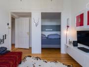 Cozy 1 Room Apartment with great link to public...