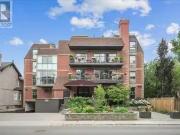 Just in! 202 162 Reynolds Street, Oakville, ON, L6J 3K9 le.