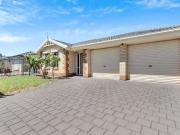 Cheap 21 Carbone Drive, Munno Para West, SA 5115