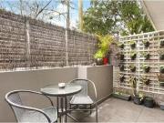 Nice 2/22 28 Victoria Street, BEACONSFIELD Apartment for...