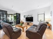 Cheap 288/21 Duncan Street, WEST END Apartment for rent...