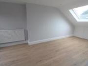 Just in! 2 BA 4 bedroom terraced house for rent in...