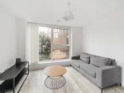 For Rent! 2 bedroom apartment for rent in Cliveland...