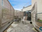 Nice 2 bedroom apartment for rent in Gloucester Road...