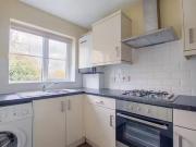 Deal! 2 bedroom end of terrace house for rent in Oaktree...