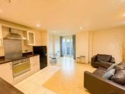 For Rent! 2 bedroom flat for rent in 7/F, Masshouse...